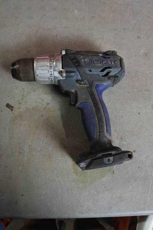lot 10532 image: KOBALT 20v DRILLDRIVER