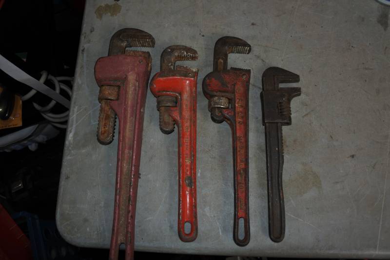 lot 10553 image: Pipe Wrenches