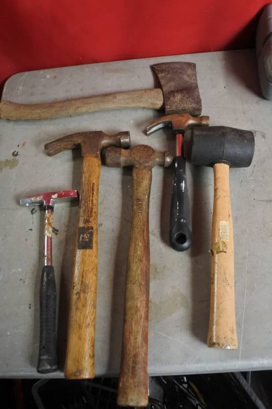 lot 10558 image: Lot of Various Hammers�