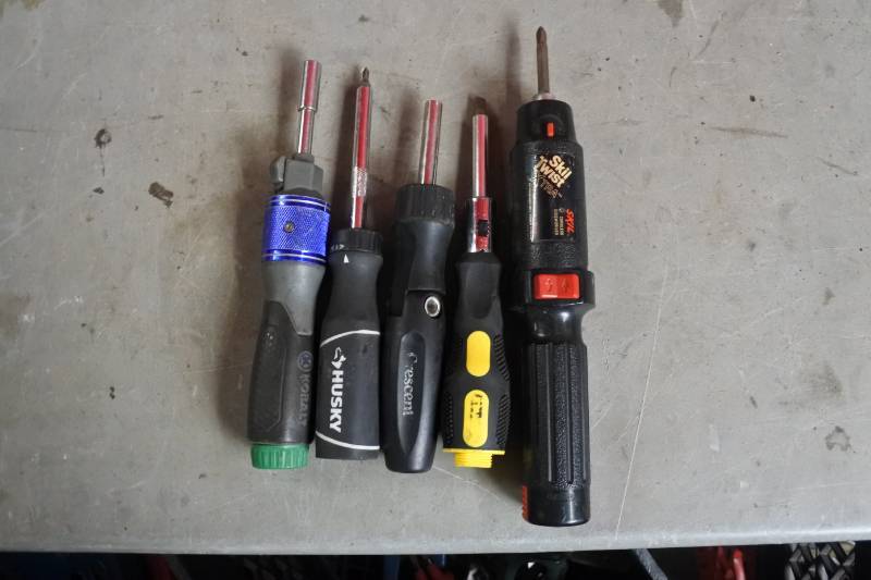 lot 10560 image: Lot Of Screwdrivers