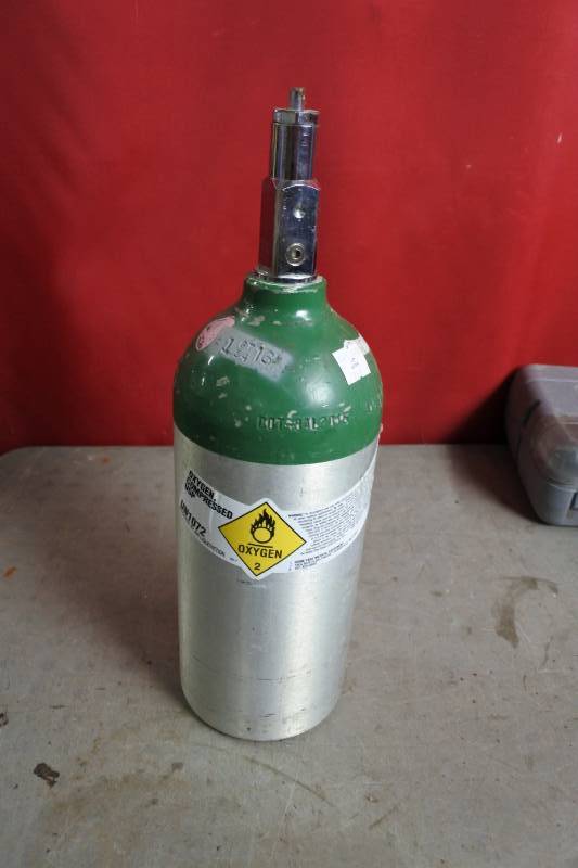 lot 10567 image: Oxygen Tank