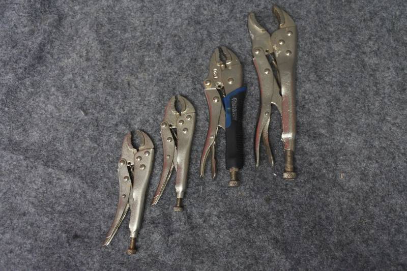 lot 10598 image: Lot of Vise Grips (totes not included)