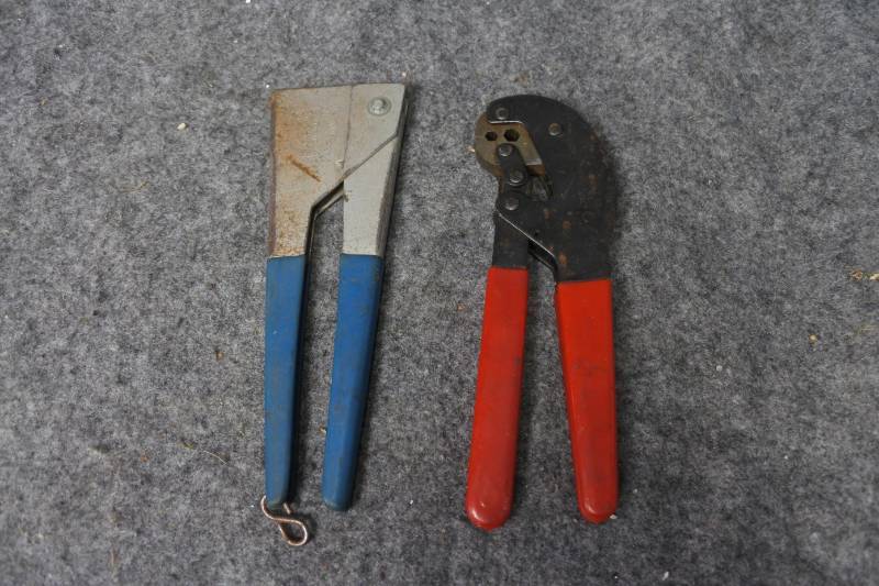lot 10633 image: Crimping Tools