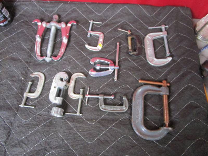 lot 10623 image: Lot of Clamps