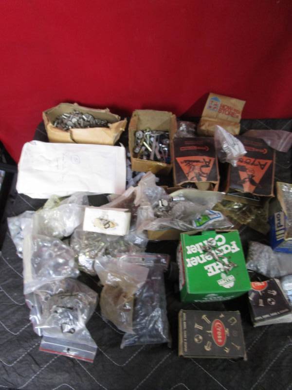 lot 10681 image: Massive Lot of Nails, Screws, Bolts, Washers and More