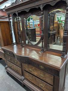lot 3 image: Antique Victorian Walnut Dresser with Mirror Gallery- 150 year old piece Reserve of $500