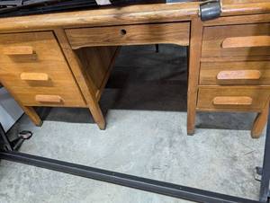 lot 161 image: Vintage Oak Teachers Desk