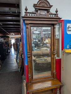 lot 164 image: Antique Victorian Walnut Pier Mirror solid wood 100 years old Reserve of $500