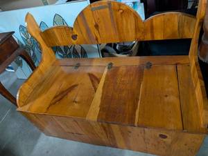 lot 167 image: Antique Pine bench with storage