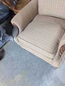 lot 174 image: Vintage Textured Beige Upholstered Loveseat