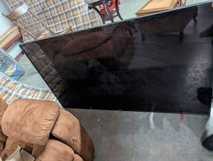 lot 177 image: Funai 52-inch LCD HDTV