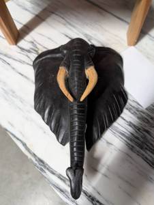 lot 191 image: Hand-Carved Black Wooden Elephant Head Wall Decor