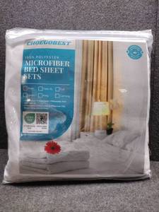lot 31222 image: Twin Size, Premium 100% Polyester Microfiber Bed Sheet Set, Includes 1 Flat Sheet, 1 Fitted Sheet, and 1 Pillowcase, Twin Size, Bright White