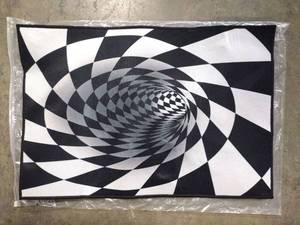 lot 31228 image: Bright Aura Optical Illusion Rug - Vortex Illusion 23 x 16