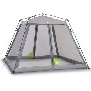 lot 1376 image: Ozark Trail 10  x 10  Instant Screen House