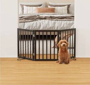 lot 20986 image: Black 18-55 Foldable Pet Gate for Stairs & Doorways, Puppy Gate Fence