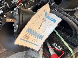 lot 1037 image: Unused Mini Skid Steer Auger with 2 Bits