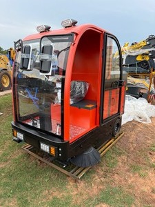 lot 1176 image: 2025 Unused SDLFS High End Intelligent Floor Sweeper