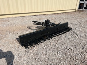 lot 1148 image: Unused Mini Excavator Hedge Trimmer - SDLanch