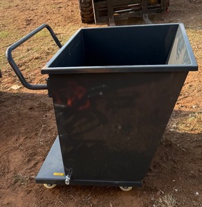 lot 1073 image: Unused Dump Hopper