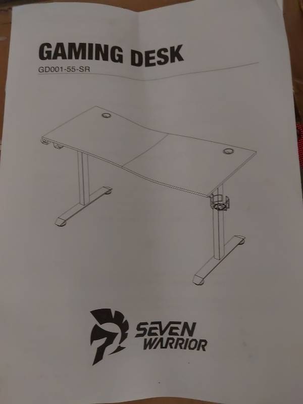 lot 20109 image: Gaming Desk