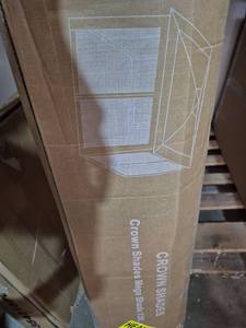 lot 20147 image: Crown Mega Shade Vertical Window Blind - Retail $189