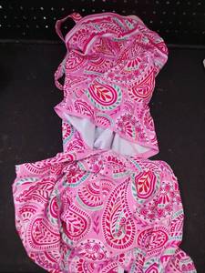 lot 6415 image: Womens bathing suit top and bottom size medium color pink&nbsp
