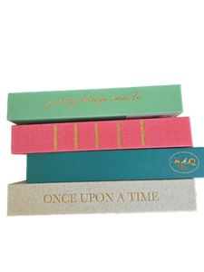 lot 19466 image: Decorative Gift Box Collection Fake Book 9 Count, Hidden Storage Inside each Book - Retail 45
