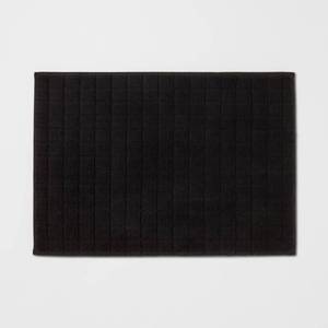lot 15990 image: 17x24 Velveteen Grid Cushion Foam Bath Rug Black 2Pk - Room Essentials Memory Foam, Machine Washable, PVC Backed - Retail $25