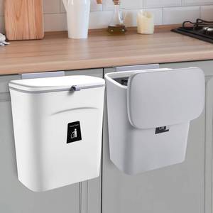 lot 1641 image: 2 Pack Kitchen Compost Bin,Hanging Small Trash Can with Lid for Under Sink or Counter Top,Dustbin for Kitchen for CabinetBathroomRVCampingOfficeCar - Retail $27