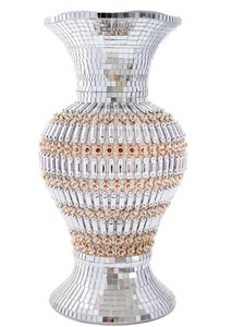 lot 9190 image: Winsterch Silver Gray Vases Home Decor- Retail$40