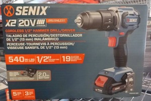 lot 24 image: Senix 20v Hammer Drill Kit Pdhx2-m2 - Retail $202