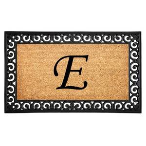lot 12917 image: Calloway Mills 104131830 Gabriel Monogram Doormat, 18 x 30 (Letter E)