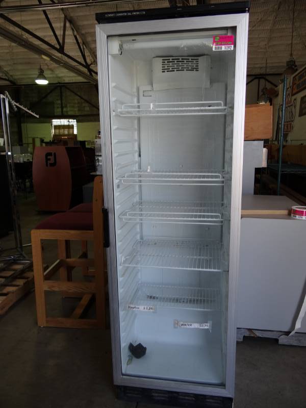 lot 1092 image: Bestfrost Glass Door Cooler