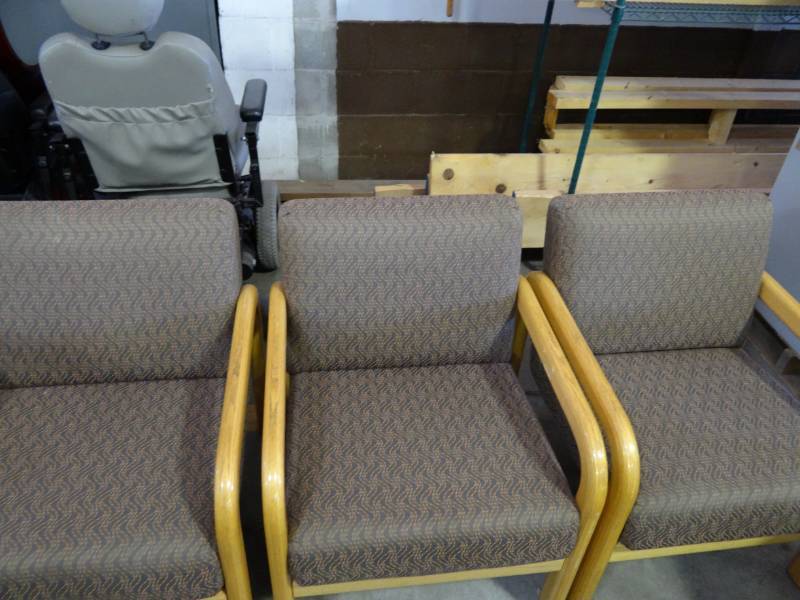 lot 1100 image: (3) Matching Wooden Frame Waiting Room Chairs