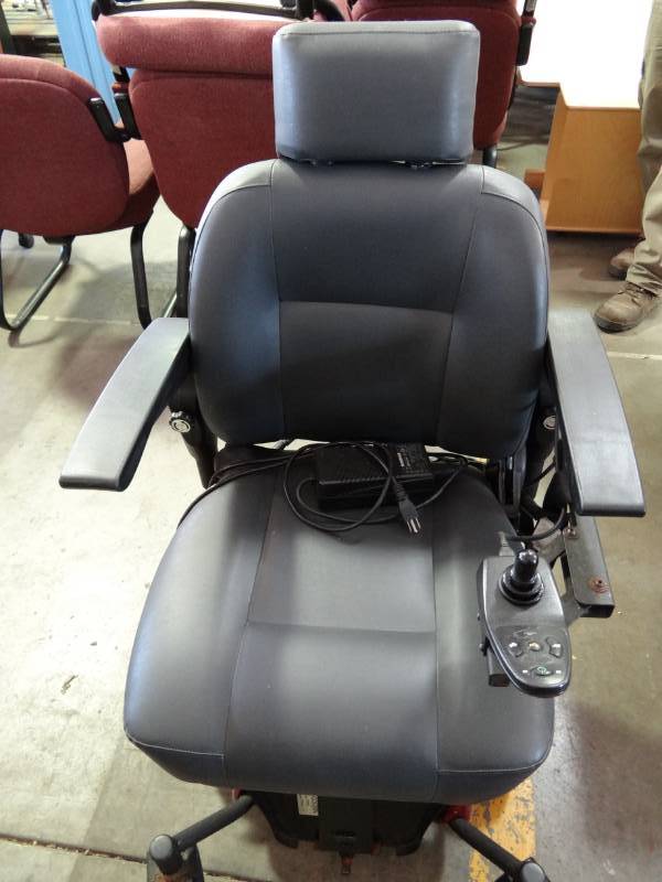 lot 1104 image: Golden Compass Limited Mobility Chair