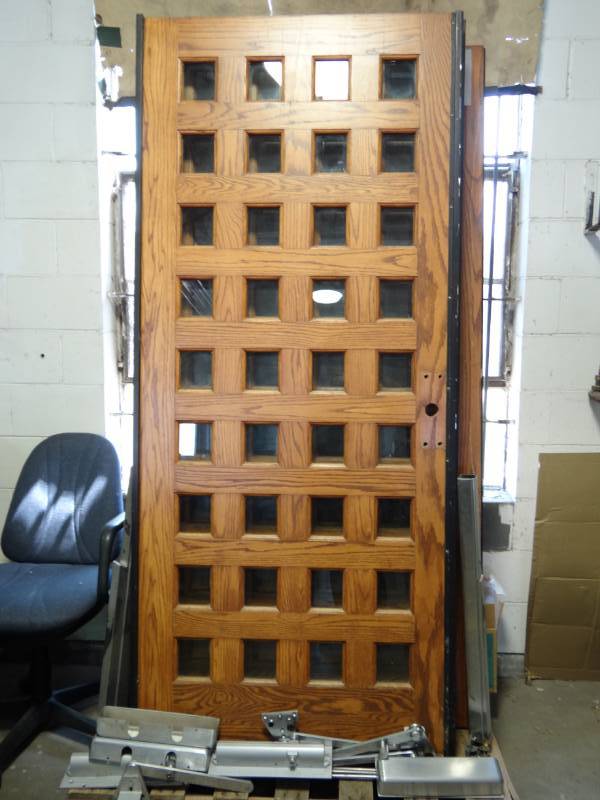 lot 1114 image: (8) Heavy GlassOak Doors