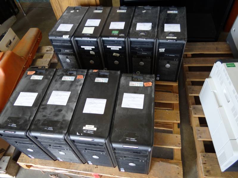 lot 1171 image: (9) Dell Optiplex 755 CPUs