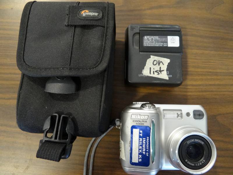 lot 1218 image: (1) Nikon Digital Camera