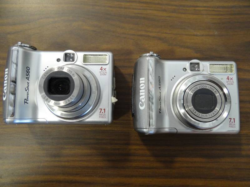 lot 1219 image: (2) Canon Digital Cameras