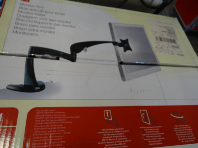 lot 1234 image: 3M Monitor Arm