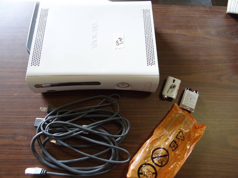 lot 1286 image: White XBox 360 Console
