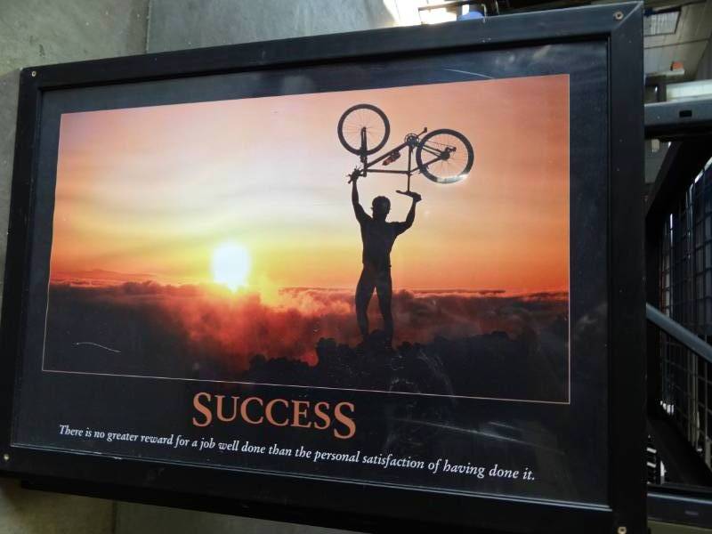 lot 1289 image: (7) Motivational Wall Art