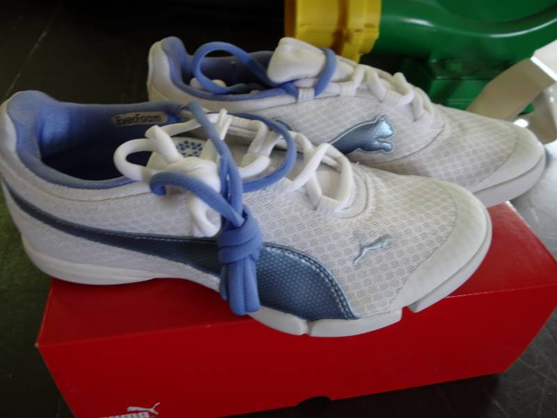 lot 1182 image: (1) Pair OF New Puma Sunnylite Mesh Womens Shoes WhiteBlue