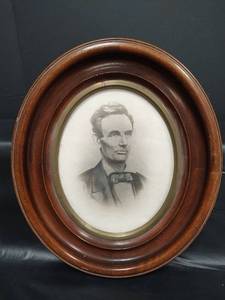 lot 118 image: Antique Picture of Abraham Lincoln from St.Joseph, Michigan in Oval Wood Frame, Includes Handwritten Inscription on Reverse Noting Presentation to Mrs. N.N. Berry in 1914