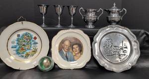 lot 130 image: Vintage Chromium Silverplate Goblet Set with Decorative Plates