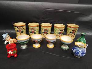 lot 147 image: Vintage Hand-Painted Tumblers, Handpainted Ceramic Egg Holders and More