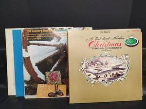 lot 177 image: Vintage Christmas & Classical Vinyl Record Collection by Various Artists