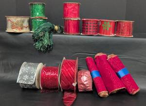 lot 261 image: Christmas Ribbon Collection