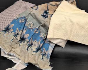 lot 292 image: Vintage Fabric Sample Collection